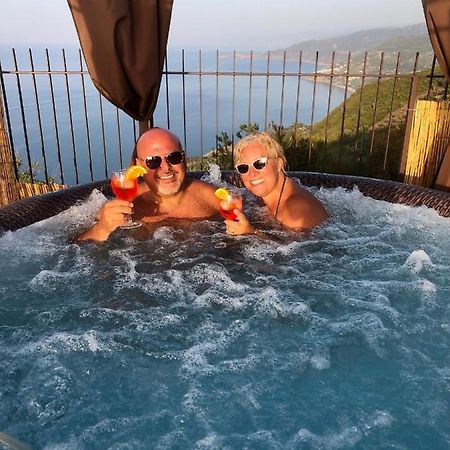 B&B Roomantic & Piscina Idromassaggio Cefalù Buitenkant foto