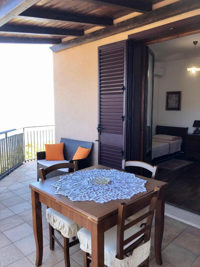 B&B Roomantic & Piscina Idromassaggio Cefalù Buitenkant foto