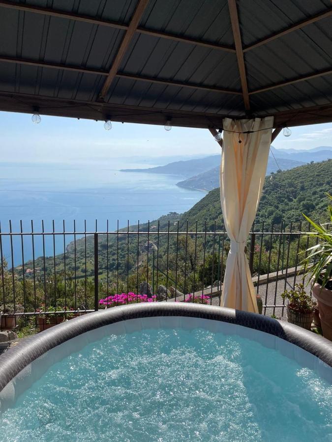 B&B Roomantic & Piscina Idromassaggio Cefalù Buitenkant foto