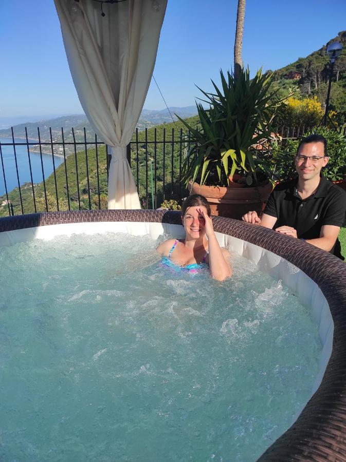 B&B Roomantic & Piscina Idromassaggio Cefalù Buitenkant foto